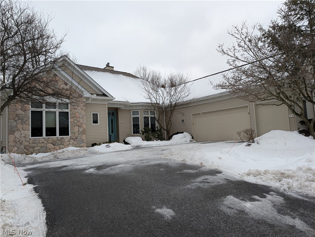 Chagrin Falls OH, 526 Spice Bush Lane