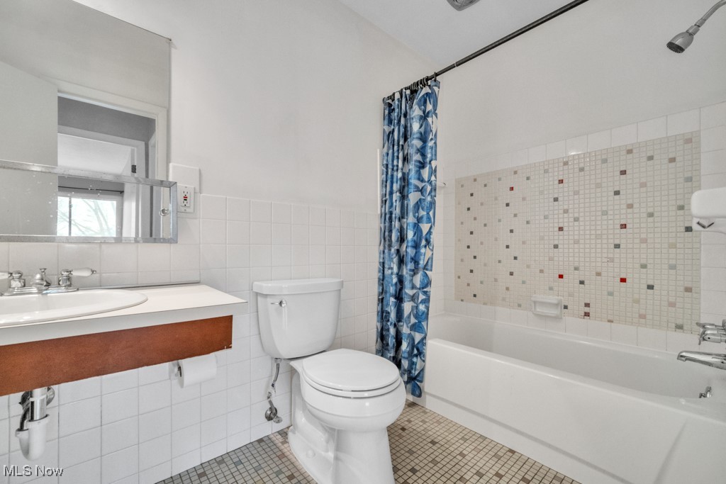 6640 Pearl Road Parma Heights OH 44130