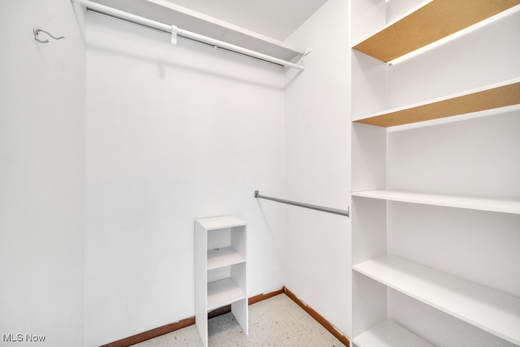 6640 Pearl Road Parma Heights OH 44130