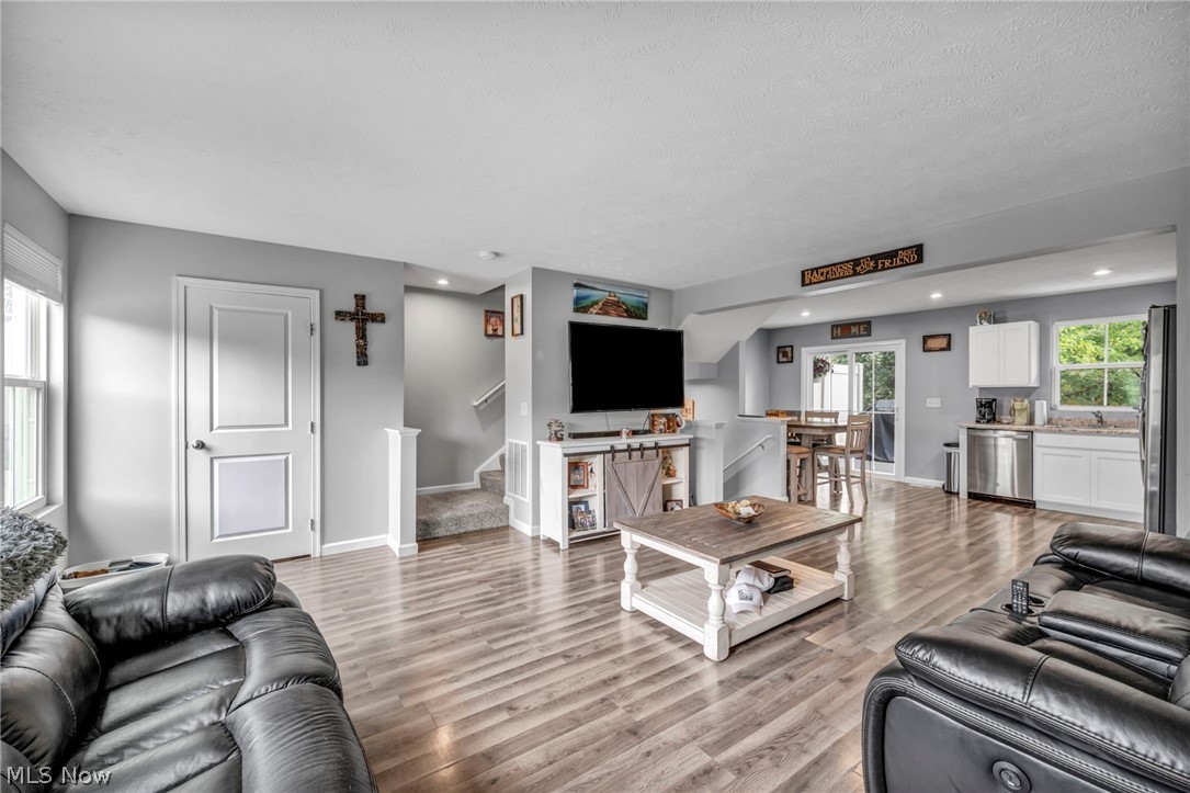 762 Pine Spring Drive Painesville OH 44077