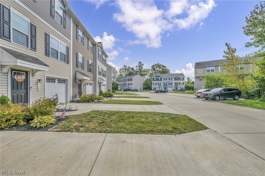 762 Pine Spring Drive Painesville OH 44077