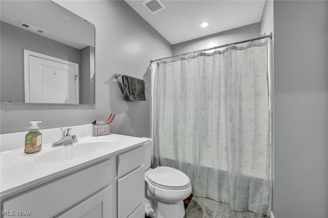 762 Pine Spring Drive Painesville OH 44077