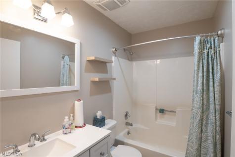 4985 Searls Drive NW North Canton OH 44720