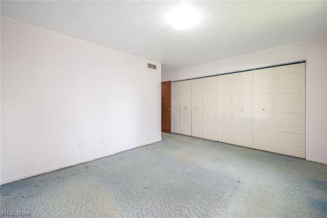 2292 Echo Valley Drive Stow OH 44224