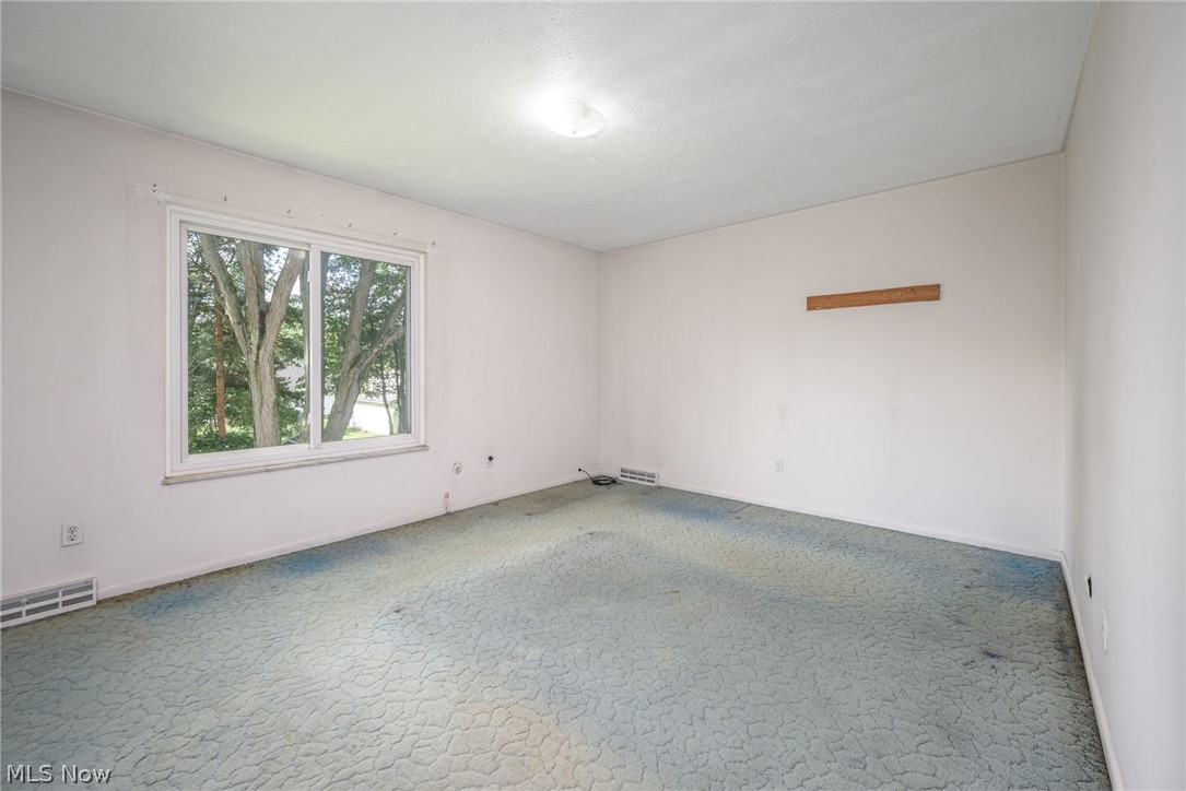 2292 Echo Valley Drive Stow OH 44224