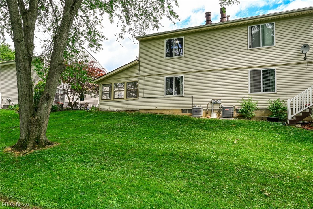 2292 Echo Valley Drive Stow OH 44224