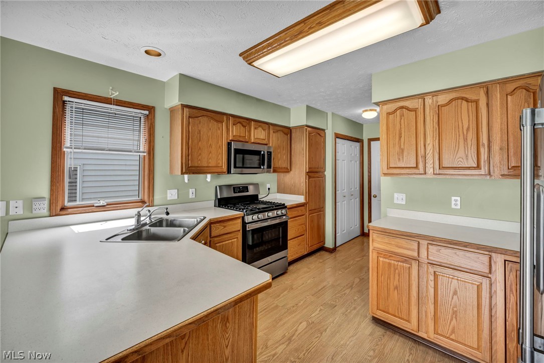 134 Stonehedge Drive Elyria OH 44035