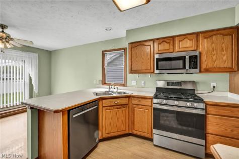 134 Stonehedge Drive Elyria OH 44035