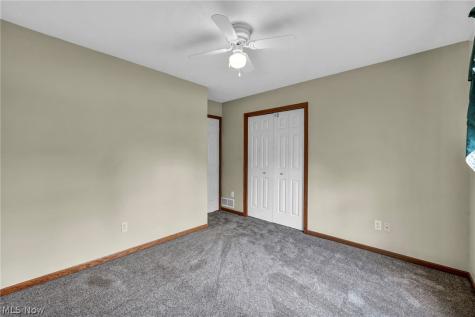 134 Stonehedge Drive Elyria OH 44035