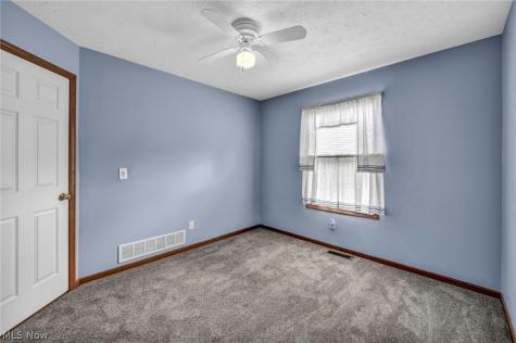 134 Stonehedge Drive Elyria OH 44035