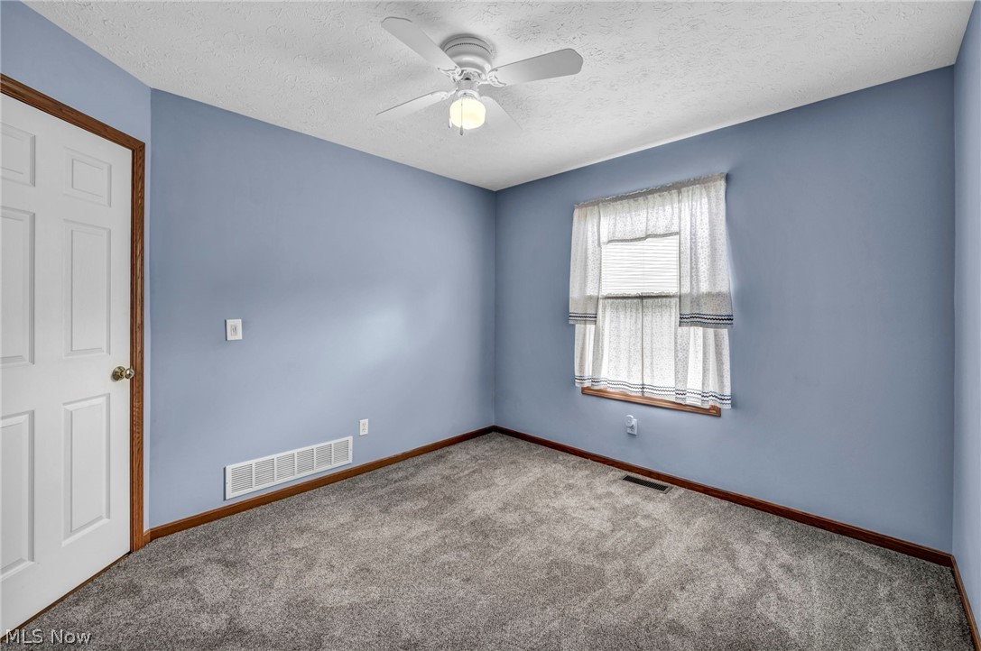 134 Stonehedge Drive Elyria OH 44035