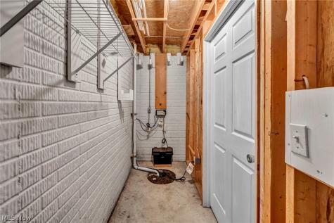 134 Stonehedge Drive Elyria OH 44035
