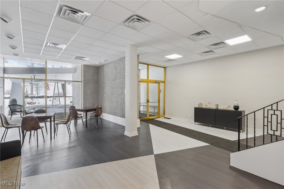 275 N Portage Path Akron OH 44303