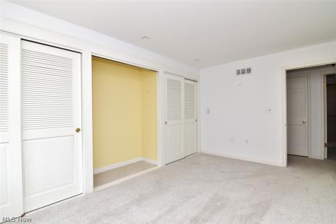 5200 Three Village Drive Lyndhurst OH 44124