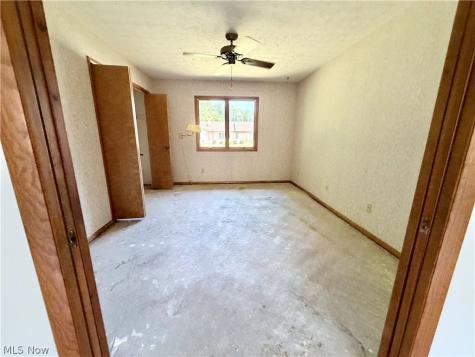 11106 Blodgett Creek Trail Strongsville OH 44149