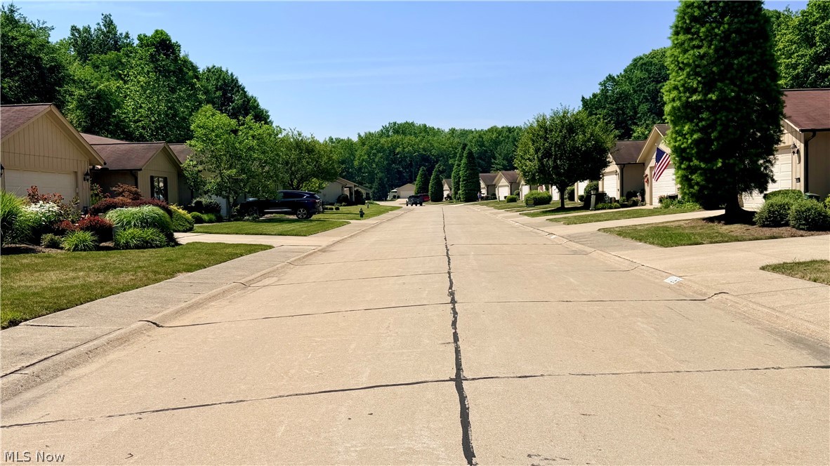 11106 Blodgett Creek Trail Strongsville OH 44149