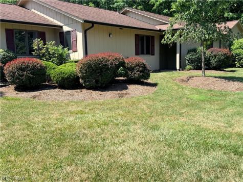 11106 Blodgett Creek Trail Strongsville OH 44149