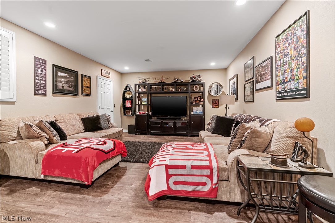 1805 E Western Reserve Road Youngstown OH 44514