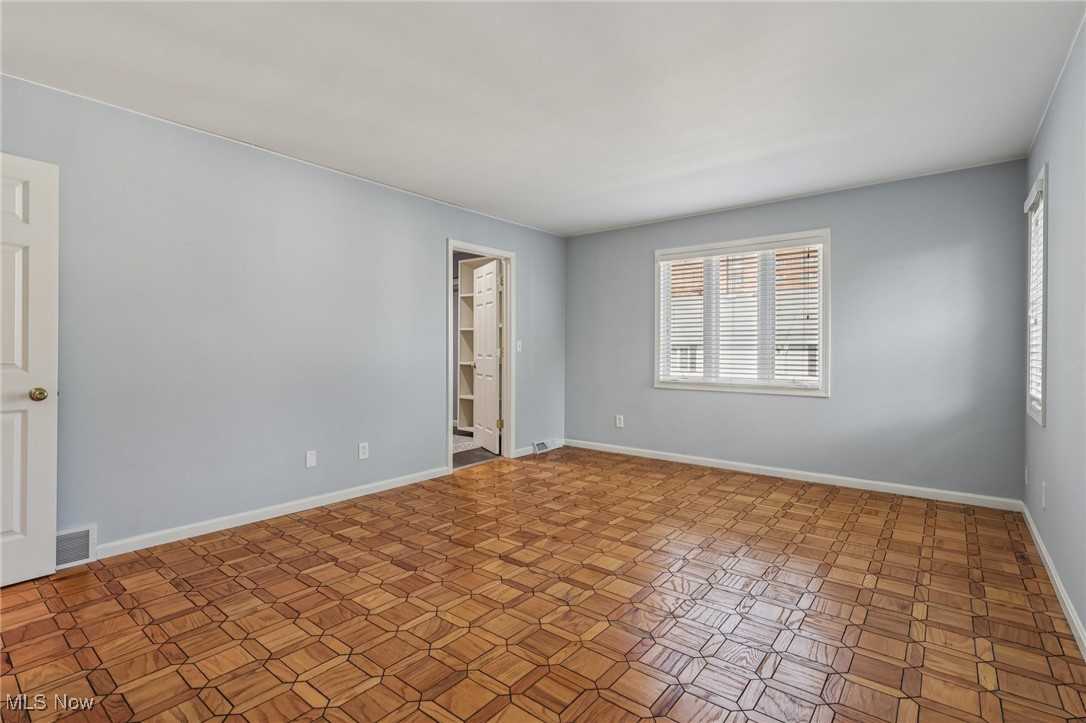 11705 Edgewater Drive Lakewood OH 44107