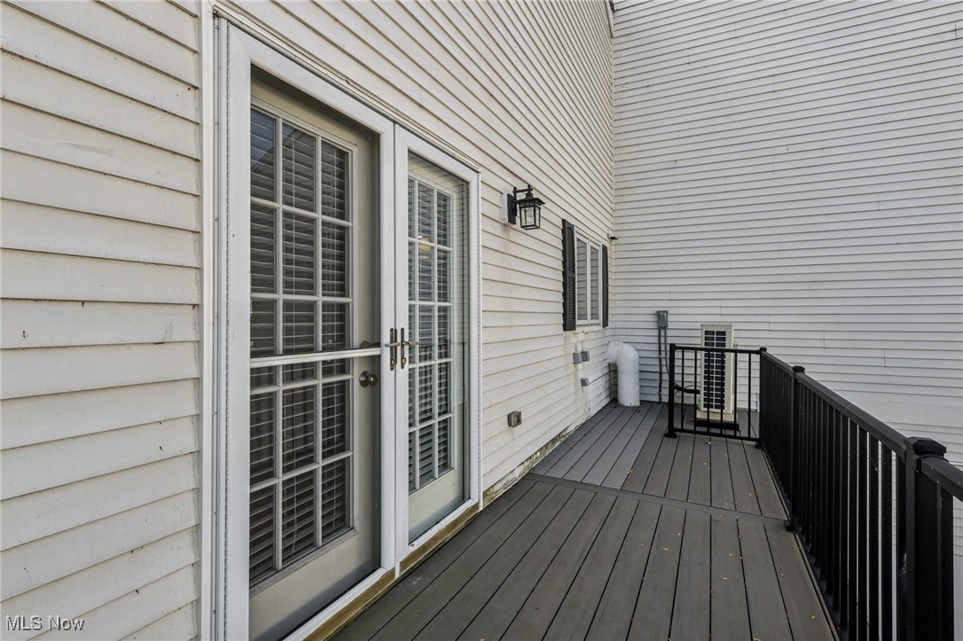 11705 Edgewater Drive Lakewood OH 44107