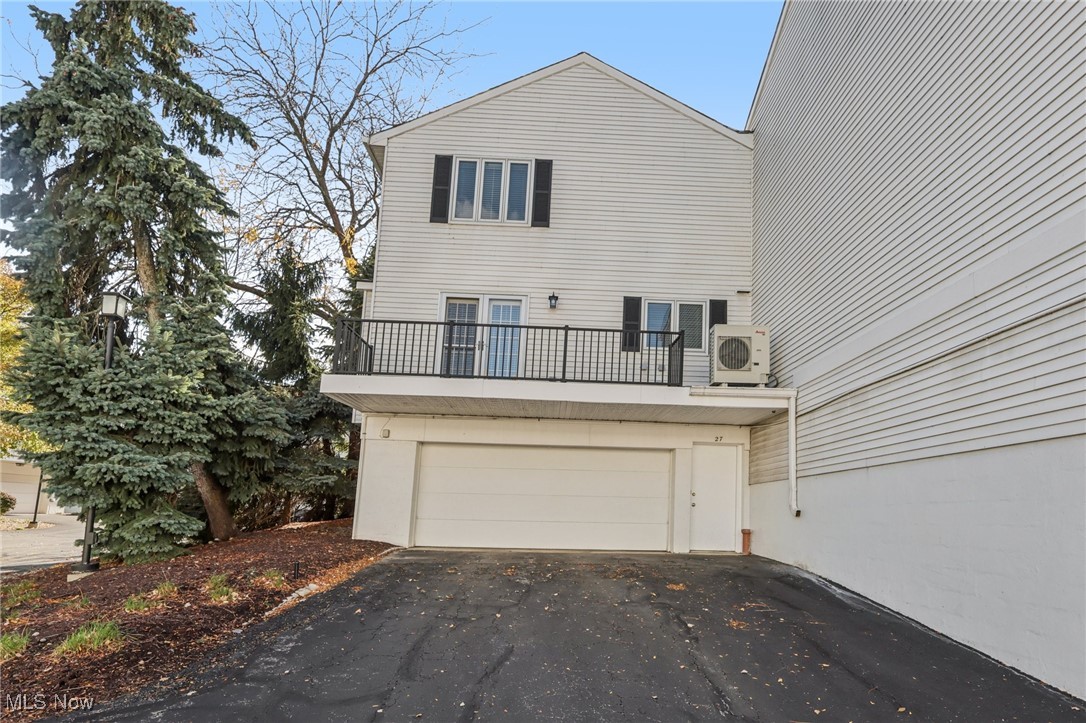 11705 Edgewater Drive Lakewood OH 44107