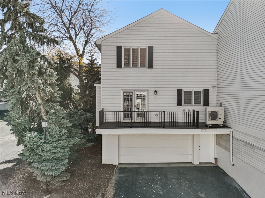 11705 Edgewater Drive Lakewood OH 44107