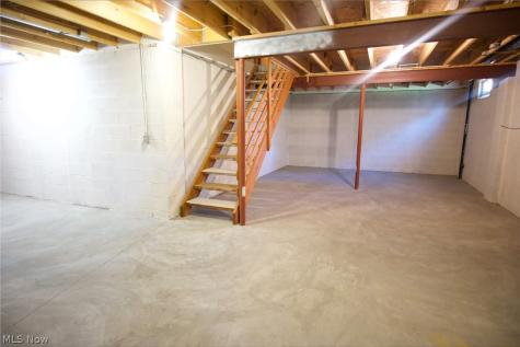 919 Baffin Drive Canal Fulton OH 44614