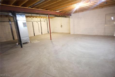 919 Baffin Drive Canal Fulton OH 44614