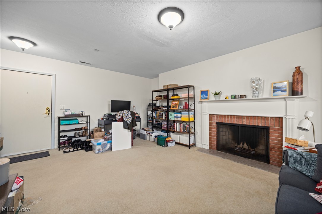 2885 Pease Drive Rocky River OH 44116
