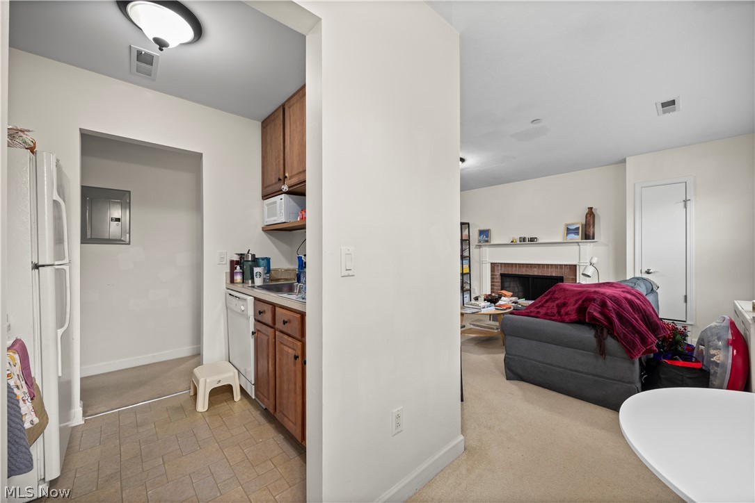 2885 Pease Drive Rocky River OH 44116
