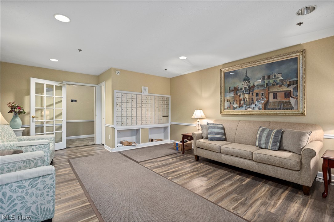 2885 Pease Drive Rocky River OH 44116