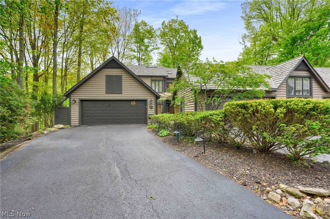 15 Hidden Valley Rocky River OH 44116