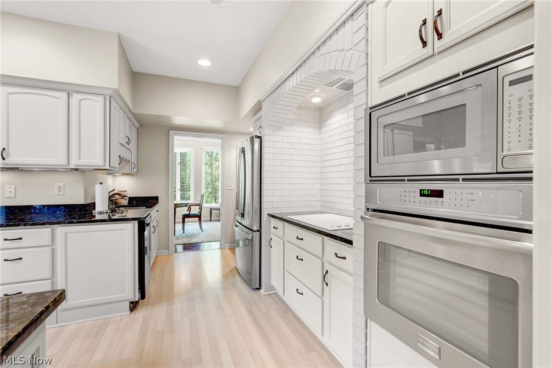 15 Hidden Valley Rocky River OH 44116