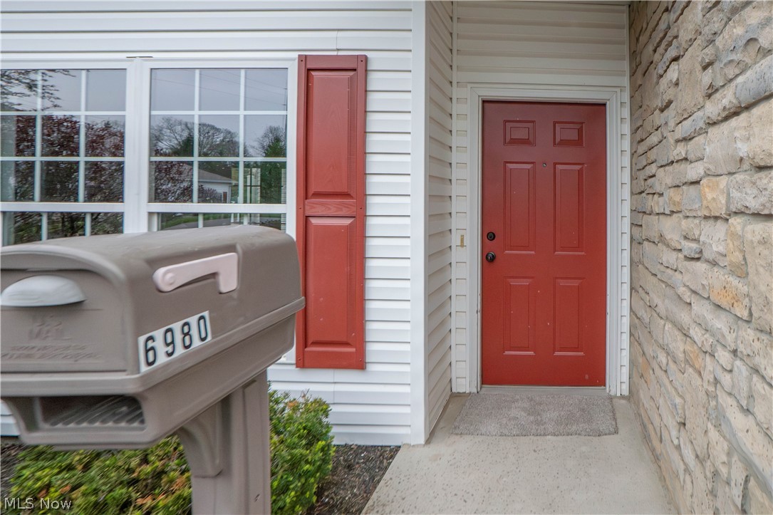 6980 Knight Avenue NW Canton OH 44708