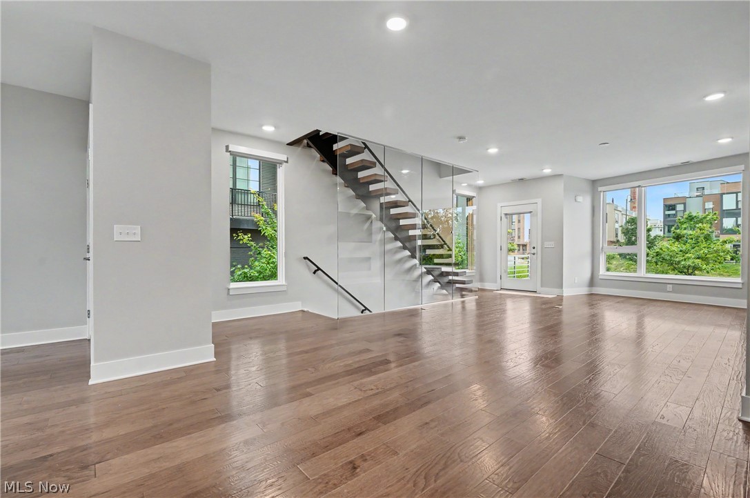 1262 W 70th Street Cleveland OH 44102
