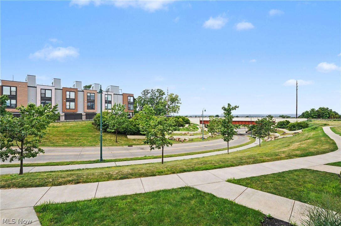 1262 W 70th Street Cleveland OH 44102
