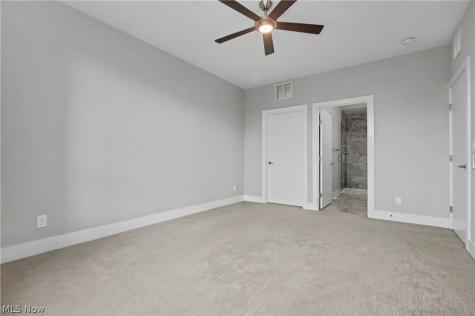 1262 W 70th Street Cleveland OH 44102