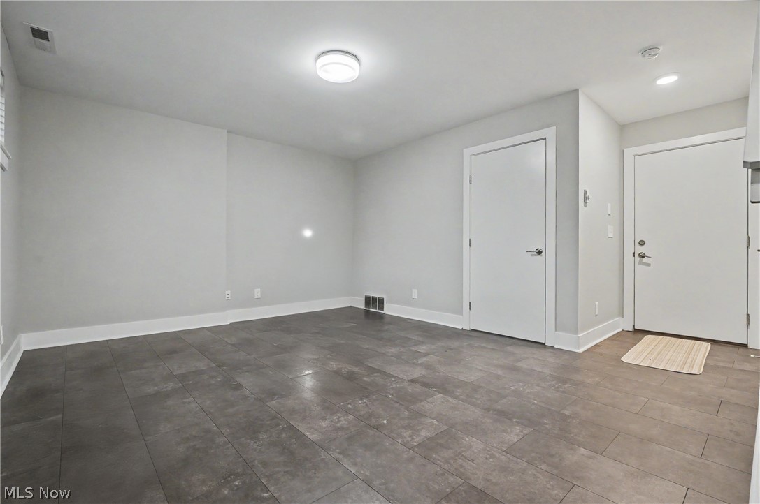 1262 W 70th Street Cleveland OH 44102