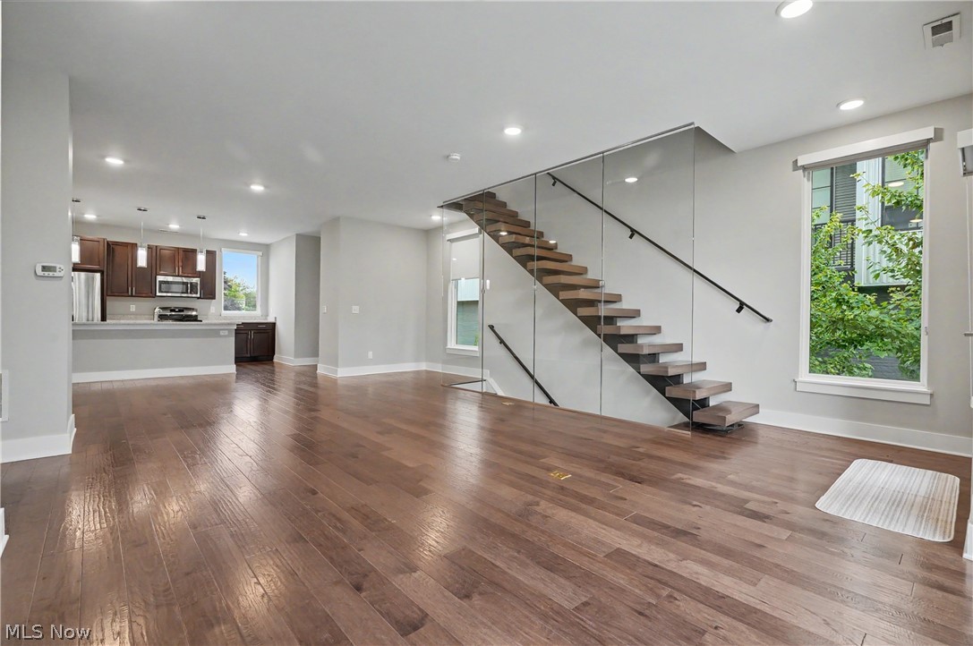 1262 W 70th Street Cleveland OH 44102
