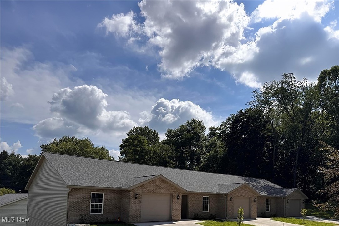 203 Knollton Drive Millersburg OH 44654