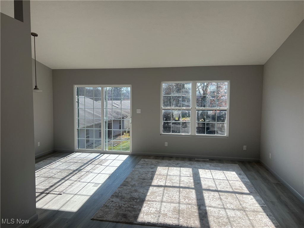 203 Knollton Drive Millersburg OH 44654