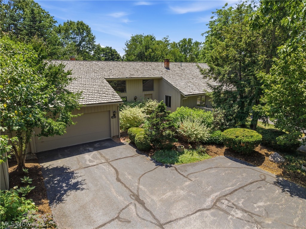 483 Concord Downs Lane Aurora OH 44202