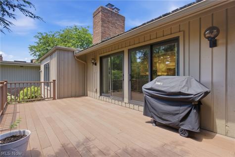 483 Concord Downs Lane Aurora OH 44202