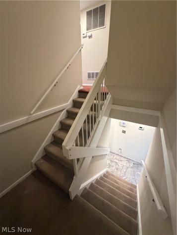 2 Sutton Place Shaker Heights OH 44120