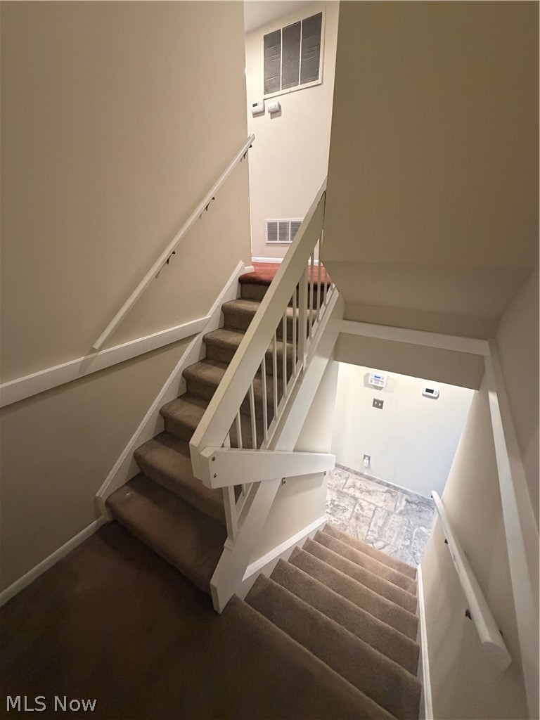 2 Sutton Place Shaker Heights OH 44120