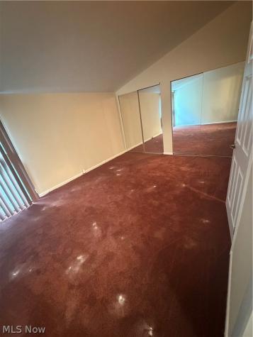 2 Sutton Place Shaker Heights OH 44120