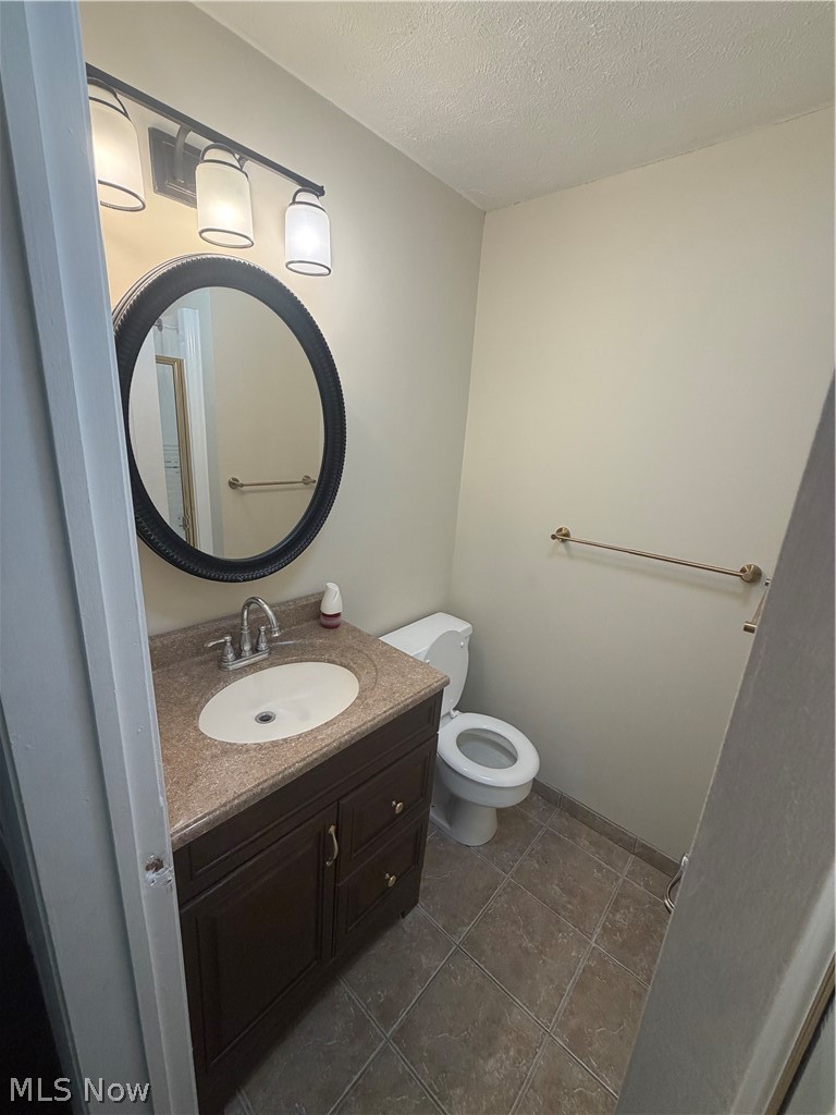 2 Sutton Place Shaker Heights OH 44120