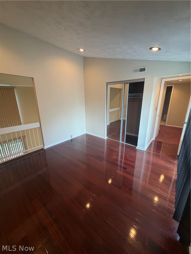 2 Sutton Place Shaker Heights OH 44120