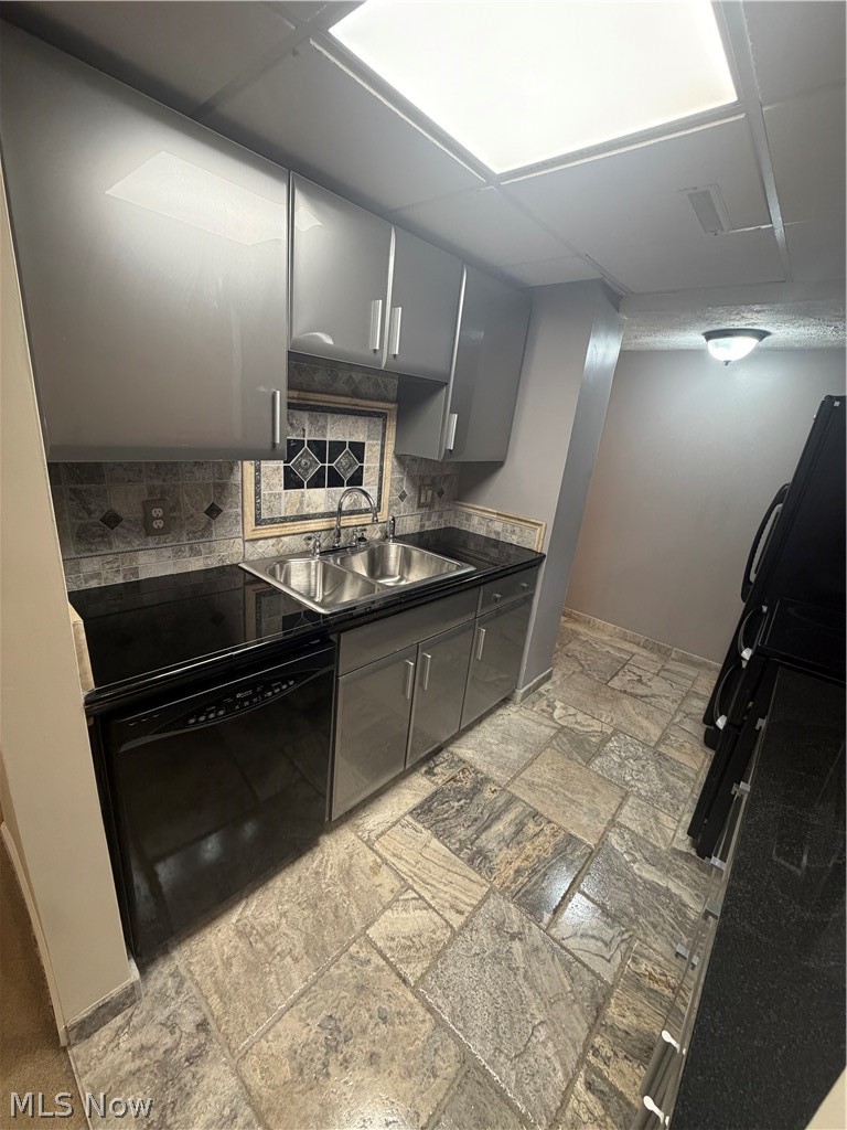 2 Sutton Place Shaker Heights OH 44120