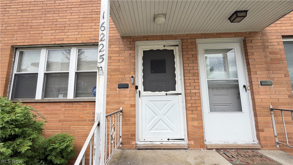 16225 Edgewood Court Maple Heights OH 44137